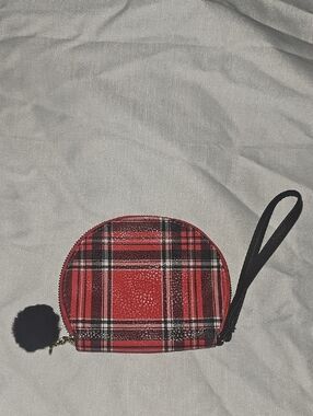 Red Plaid Unbranded Zippered Wristlet Coin Purse with Star and Pom Charms NWOT